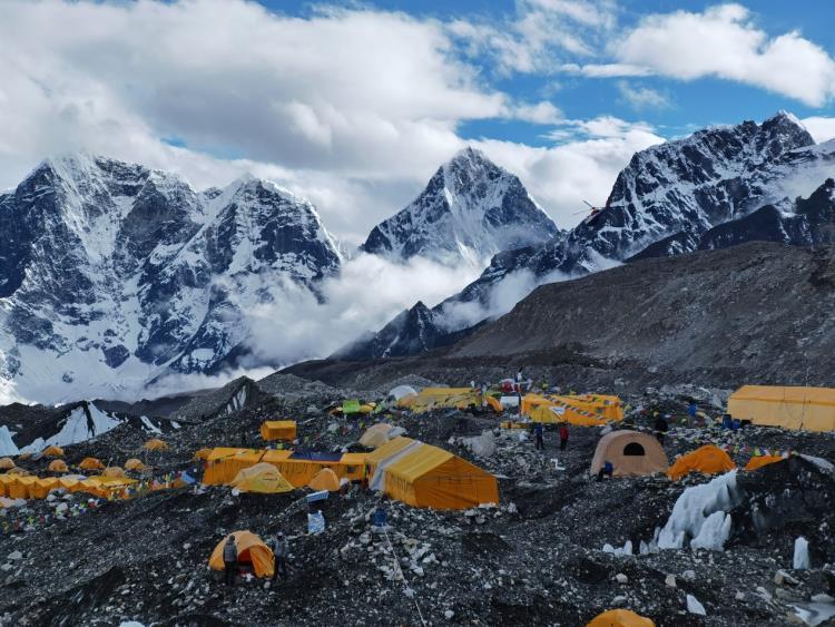 聖母峰前進基地。   圖：翻攝自瀟湘晨報