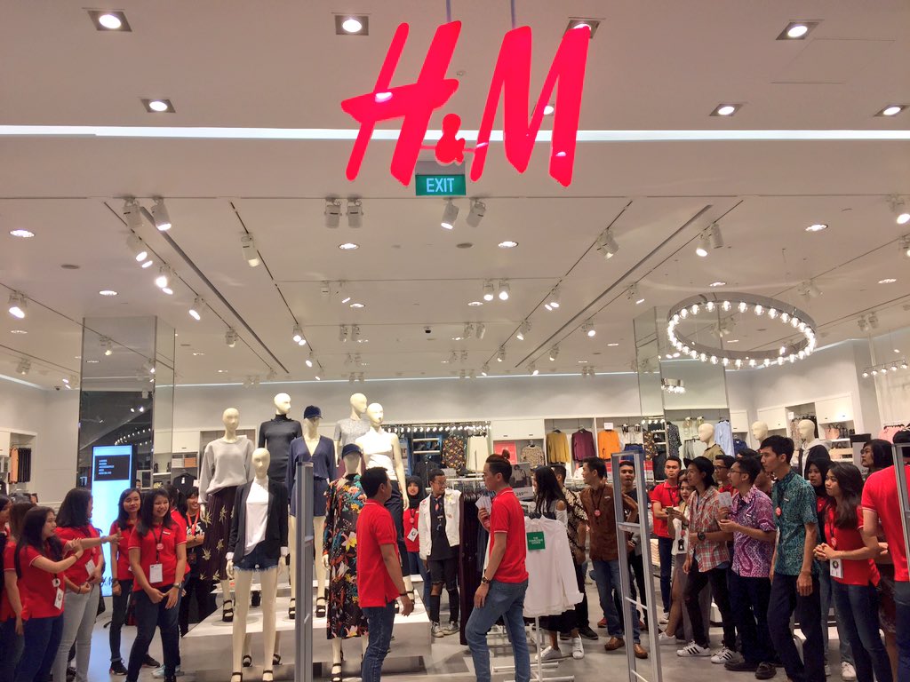  H & M 今 ( 18 ) 日發表聲明表示，決定停止在俄羅斯的業務。（示意圖）   圖: 翻攝自  H&M Indonesia 推特 